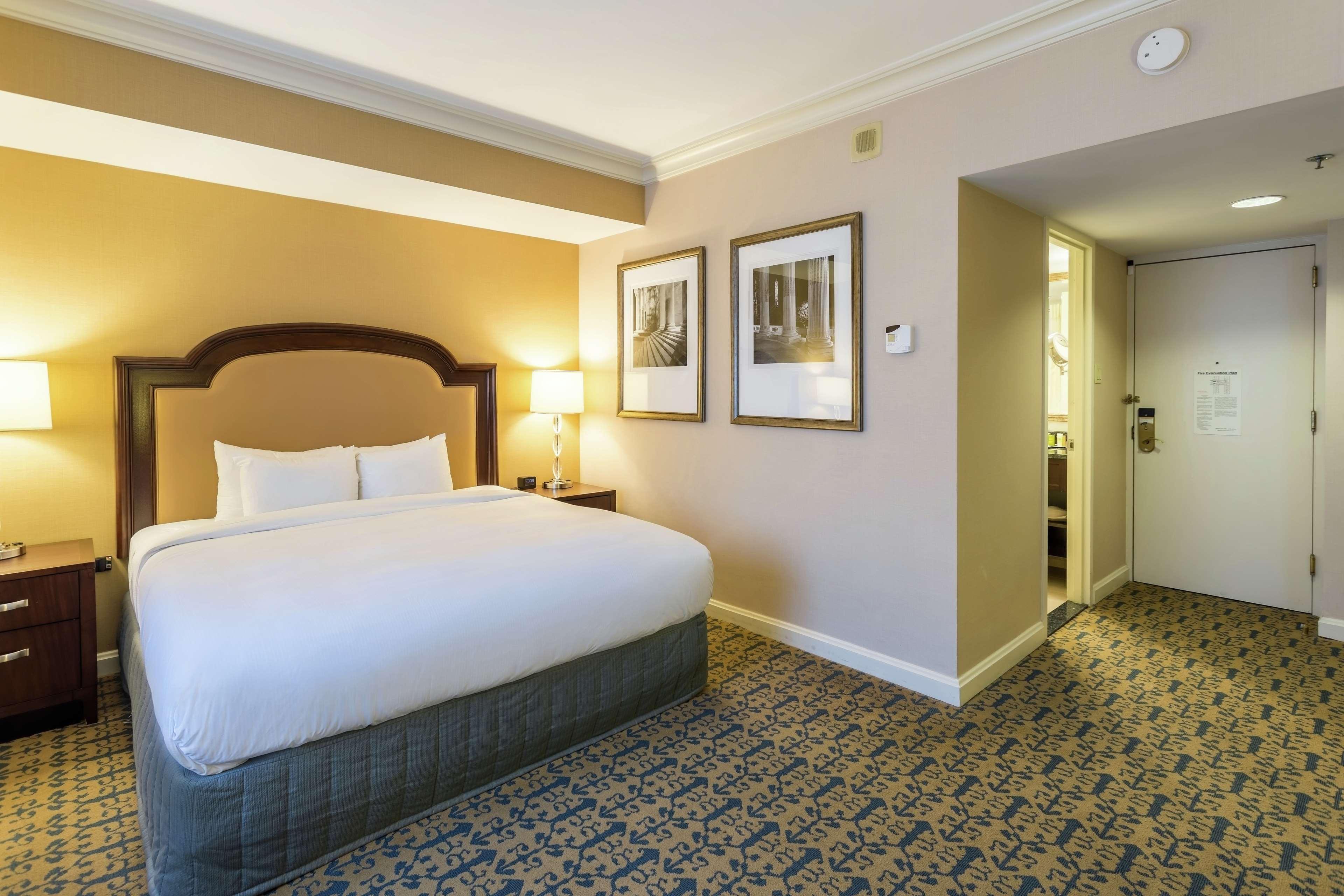 Capital Hilton Hotel Washington Buitenkant foto